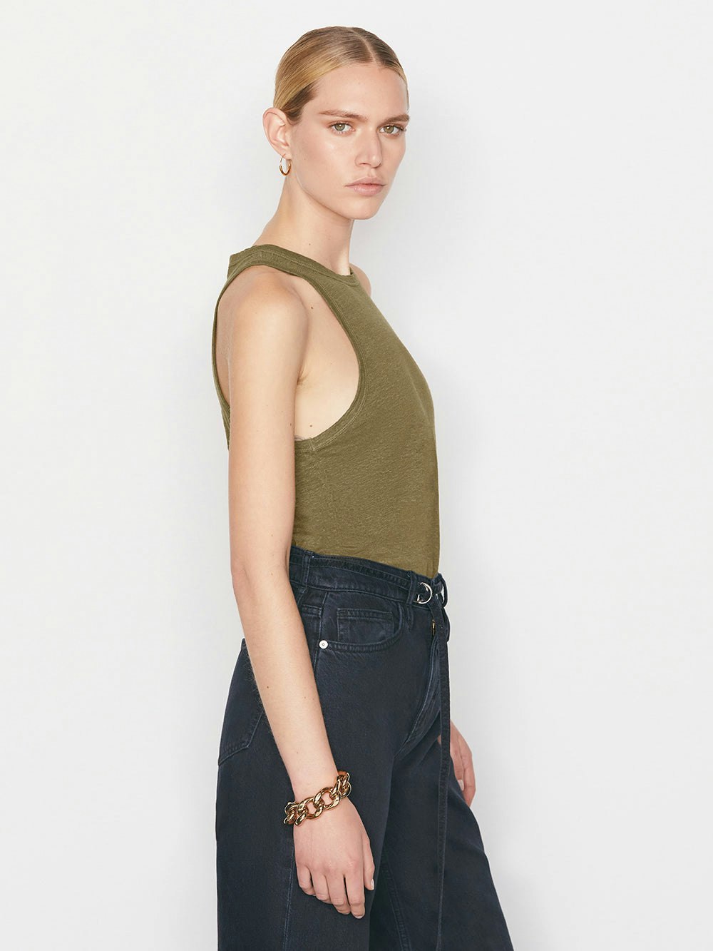 shirt side view
